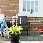 Old Chapel Hayton Cumbria Ca89hr * Hayton (Cumbria)